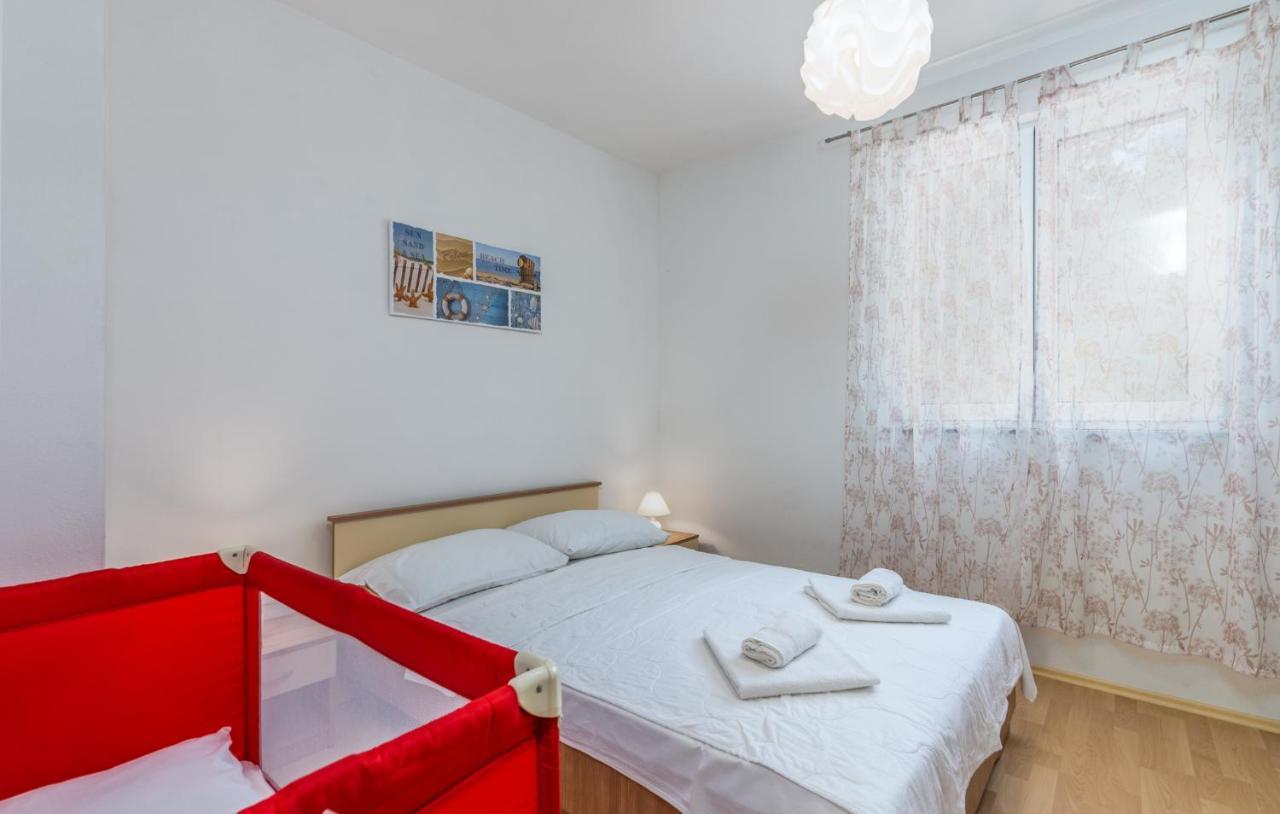 Apartments Miokovic Soline  Exterior photo